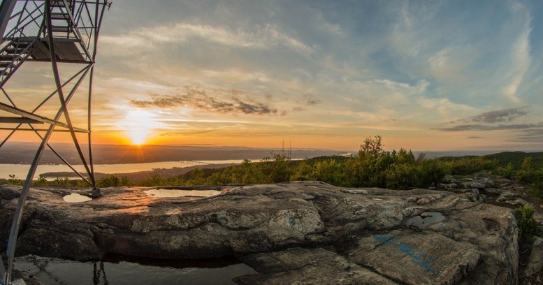 Sunrise over the Hudson from the Mount Beacon fire tower